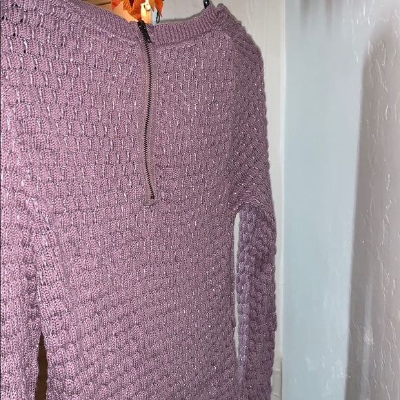 Purple Sweater 🌸 - Picture 4 of 5